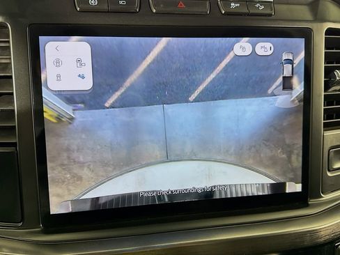 Used 2024 Ford F350 Lariat image 57