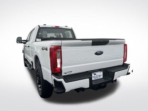 New 2026 Ford F250 4x4 Crew Cab Super Duty image 8