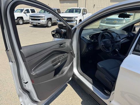 Used 2019 Ford Escape S FWD image 23
