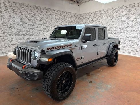 Used 2021 Jeep Gladiator Mojave AWD/4WD image 3