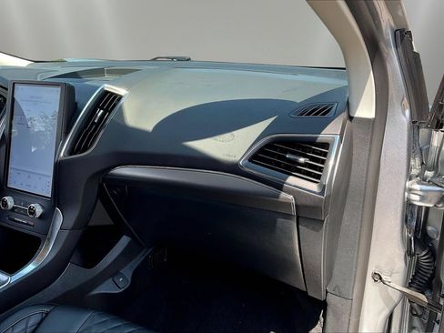 Used 2024 Ford Edge Titanium AWD/4WD image 28