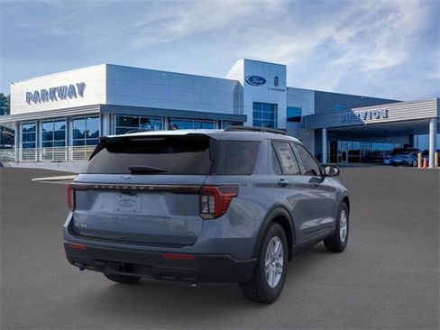 New 2026 Ford Explorer Active image 8