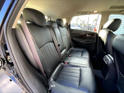 Used 2015 INFINITI QX50 Journey w/ Premium Package image 26