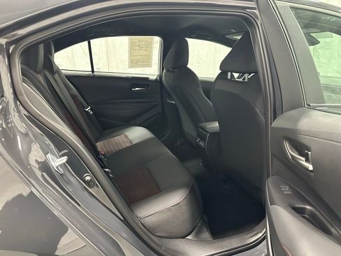 Used 2025 Toyota Corolla SE image 50