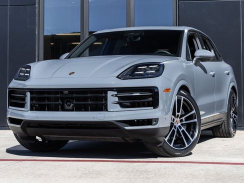 New 2026 Porsche Cayenne image 1