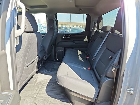 Used 2024 GMC Sierra 1500 Elevation w/ LPO, Elevation Black Package image 8