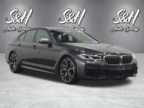 Used 2022 BMW M550i xDrive AWD/4WD image 2