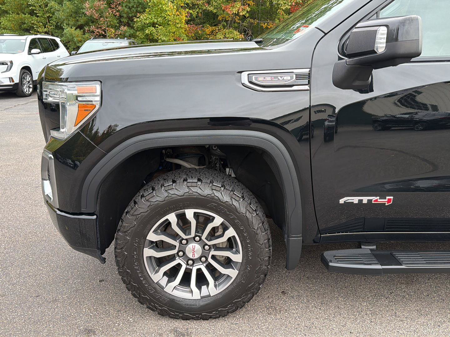 Used 2019 GMC Sierra 1500 AT4 w/ Off Road Performance Package AWD/4WD image 21