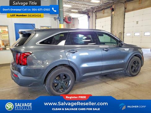Used 2022 Kia Sorento LX FWD image 4