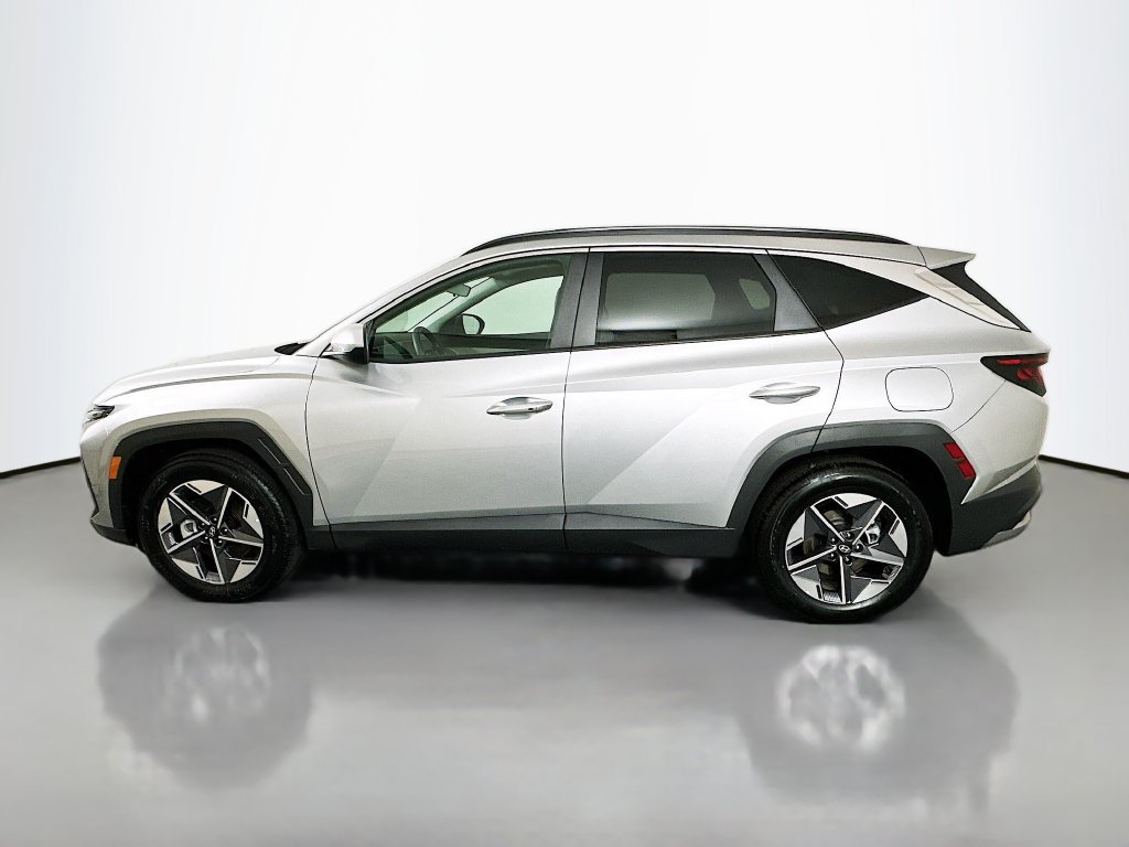 Certified 2026 Hyundai Tucson SEL Plus FWD image 8