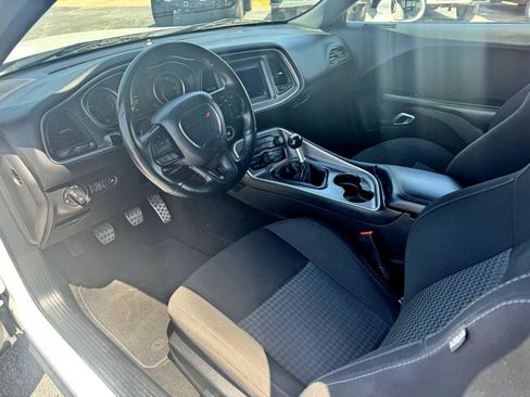 Used 2020 Dodge Challenger R/T image 10