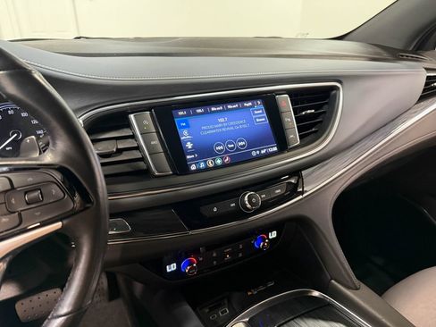 Used 2023 Buick Enclave Essence AWD/4WD image 79