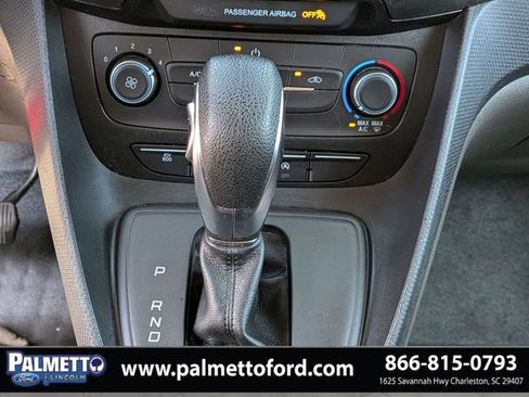 Used 2022 Ford Transit Connect XL FWD image 18