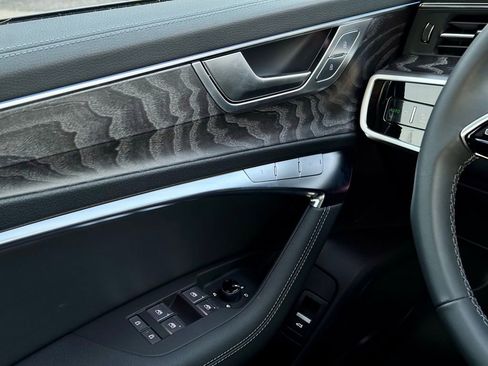 Used 2025 Audi A6 Premium Plus image 32