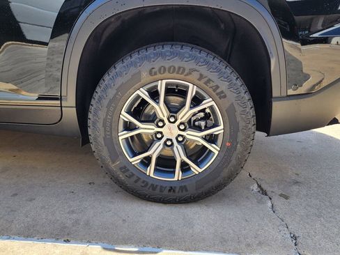 New 2026 GMC Acadia AT4 AWD/4WD image 58