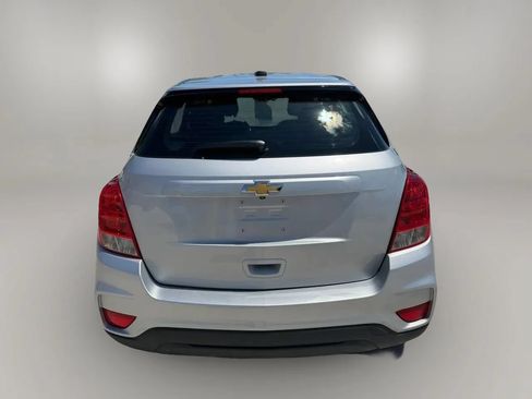 Used 2020 Chevrolet Trax LS FWD image 5