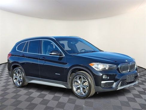 Used 2018 BMW X1 xDrive28i image 1