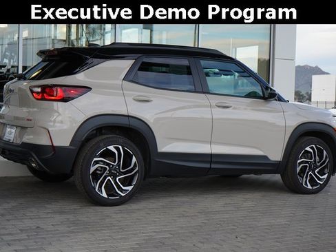 Used 2026 Chevrolet TrailBlazer RS w/ Convenience Package image 9