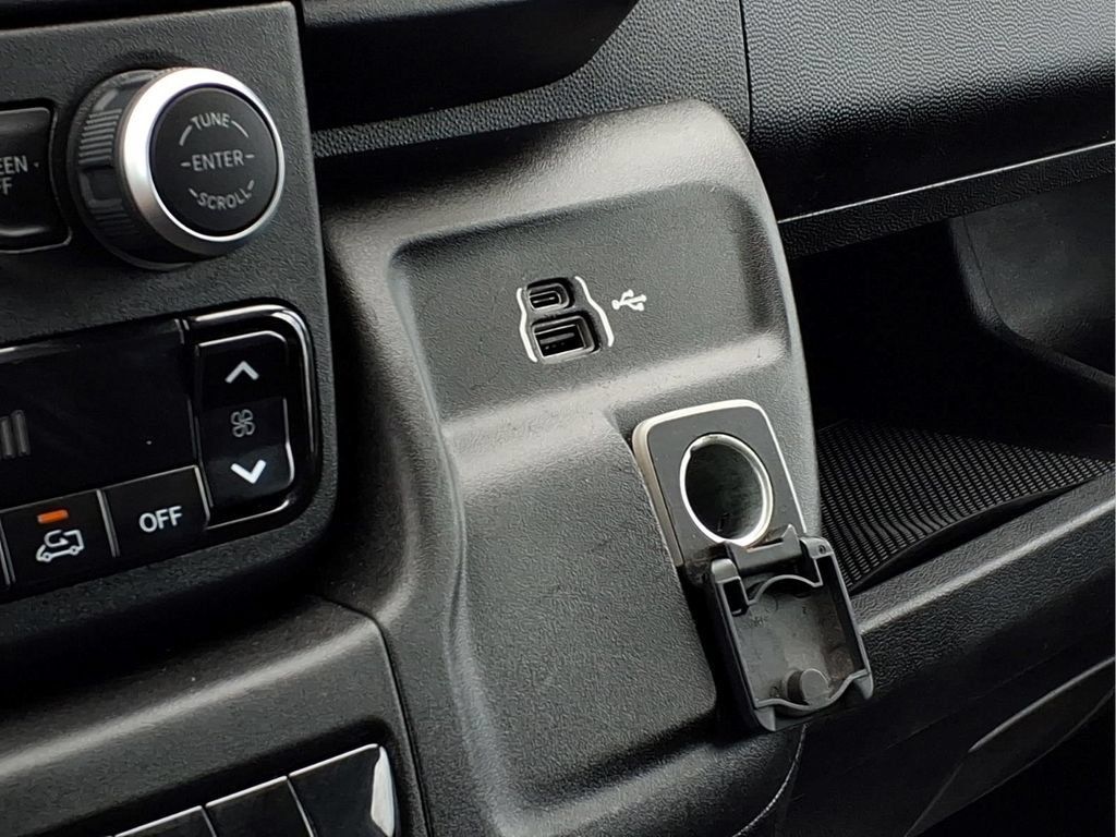 Used 2023 RAM ProMaster 2500 FWD image 18