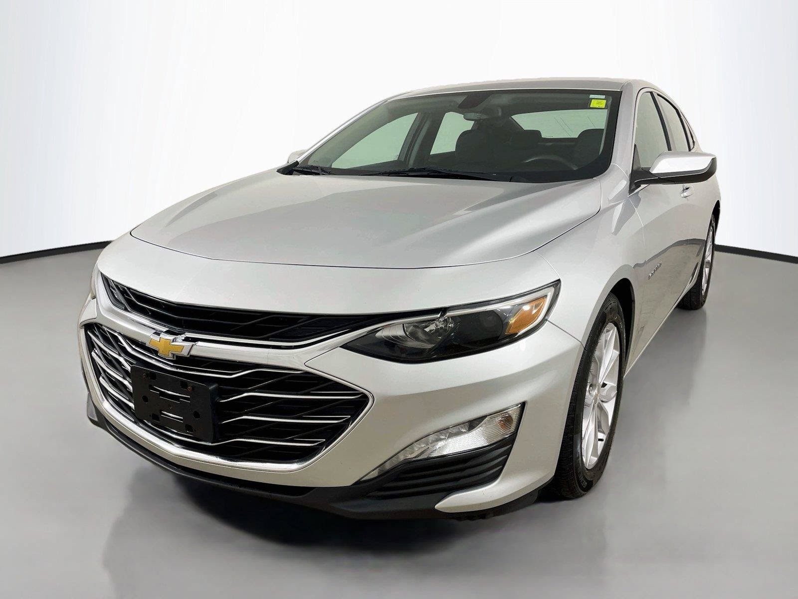 Used 2020 Chevrolet Malibu LT FWD image 4
