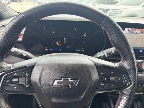 Used 2024 Chevrolet TrailBlazer RS image 30