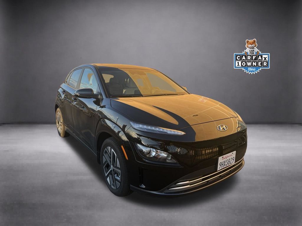 Certified 2023 Hyundai Kona SEL FWD image 2