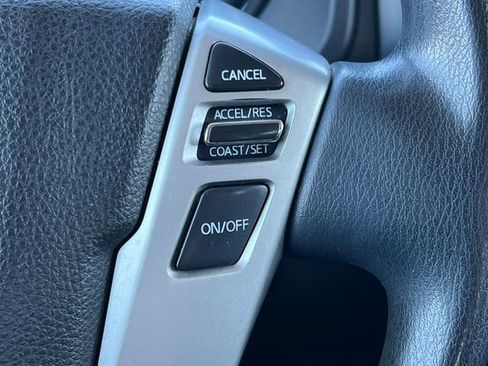 Used 2018 Nissan Titan S w/ S Utility Package image 21