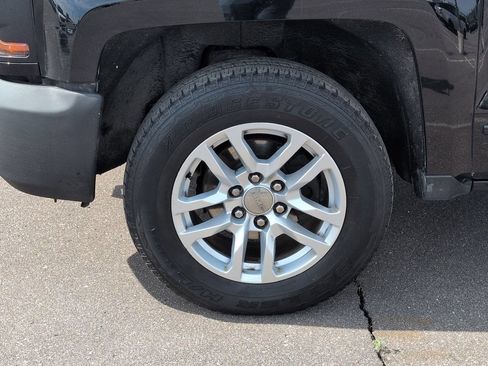 Used 2019 Chevrolet Silverado 1500 LT RWD image 13