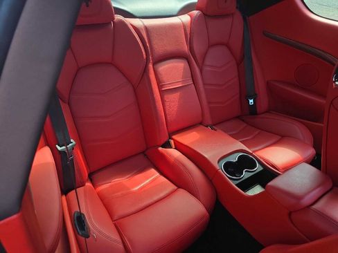 Used 2016 Maserati GranTurismo MC image 22