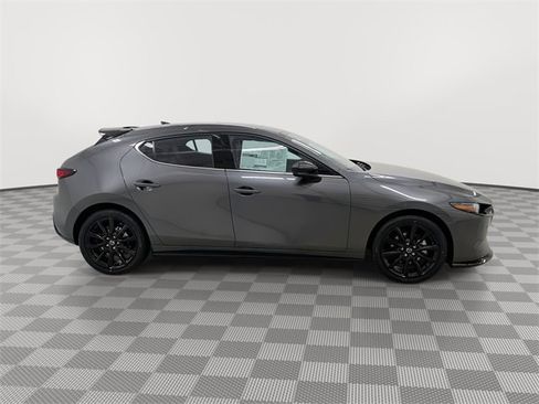 New 2026 MAZDA MAZDA3 Hatchback w/Premium Plus Pkg image 12