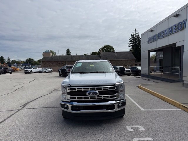 Certified 2025 Ford F250 XLT AWD/4WD image 2