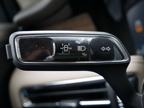 Used 2024 Lincoln Corsair Reserve FWD image 23