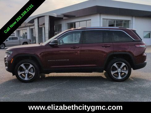Used 2023 Jeep Grand Cherokee Limited w/ Luxury Tech Group II AWD/4WD image 7