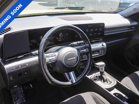 Certified 2025 Hyundai Kona SEL FWD image 22