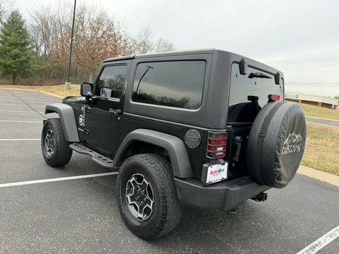 Used 2012 Jeep Wrangler Rubicon w/ Dual Top Group image 6