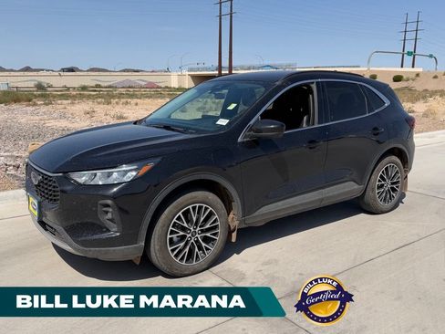 Used 2025 Ford Escape SE FWD image 1