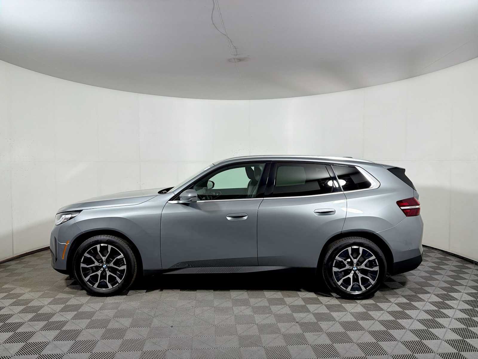 Used 2026 BMW X3 xDrive30i AWD/4WD image 4