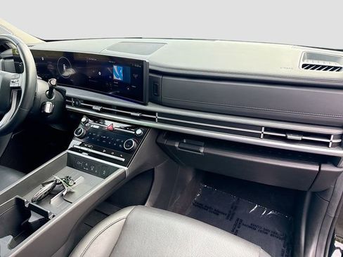 Certified 2024 Hyundai Santa Fe Limited image 27