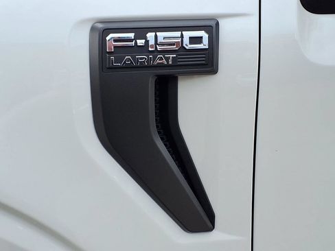 Used 2023 Ford F150 Lariat AWD/4WD image 11