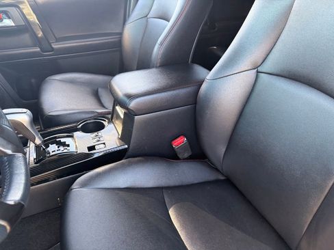 Used 2017 Toyota 4Runner TRD Pro AWD/4WD image 17