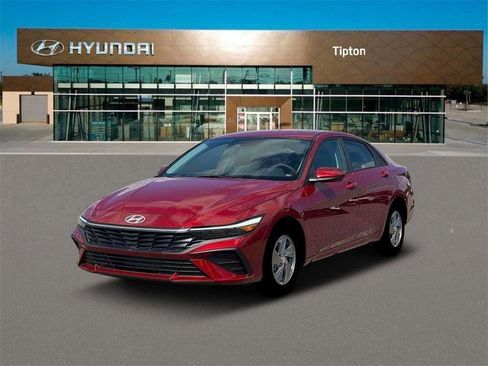 New 2026 Hyundai Elantra SE w/ Cargo Package image 1