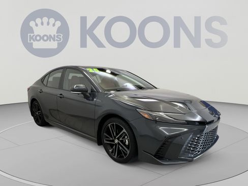 Used 2025 Toyota Camry XSE w/ Premium Plus Package FWD image 2