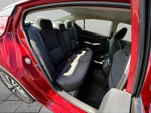 Certified 2024 Nissan Altima 2.5 SV FWD image 28