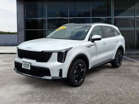 Used 2024 Kia Sorento S w/ Panoramic Sunroof Package AWD/4WD image 1