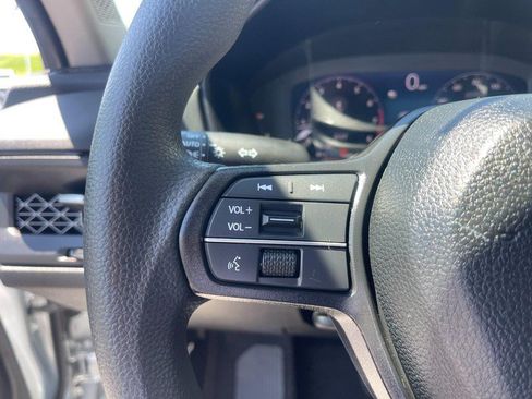 Used 2024 Honda Accord EX image 23