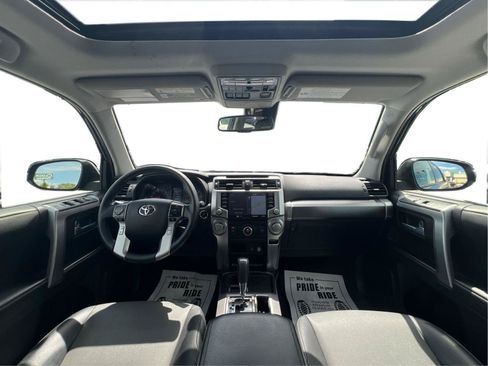 Used 2021 Toyota 4Runner SR5 Premium w/ Moonroof Package RWD image 8