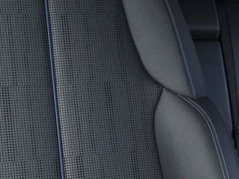 New 2026 Cadillac Lyriq V image 21