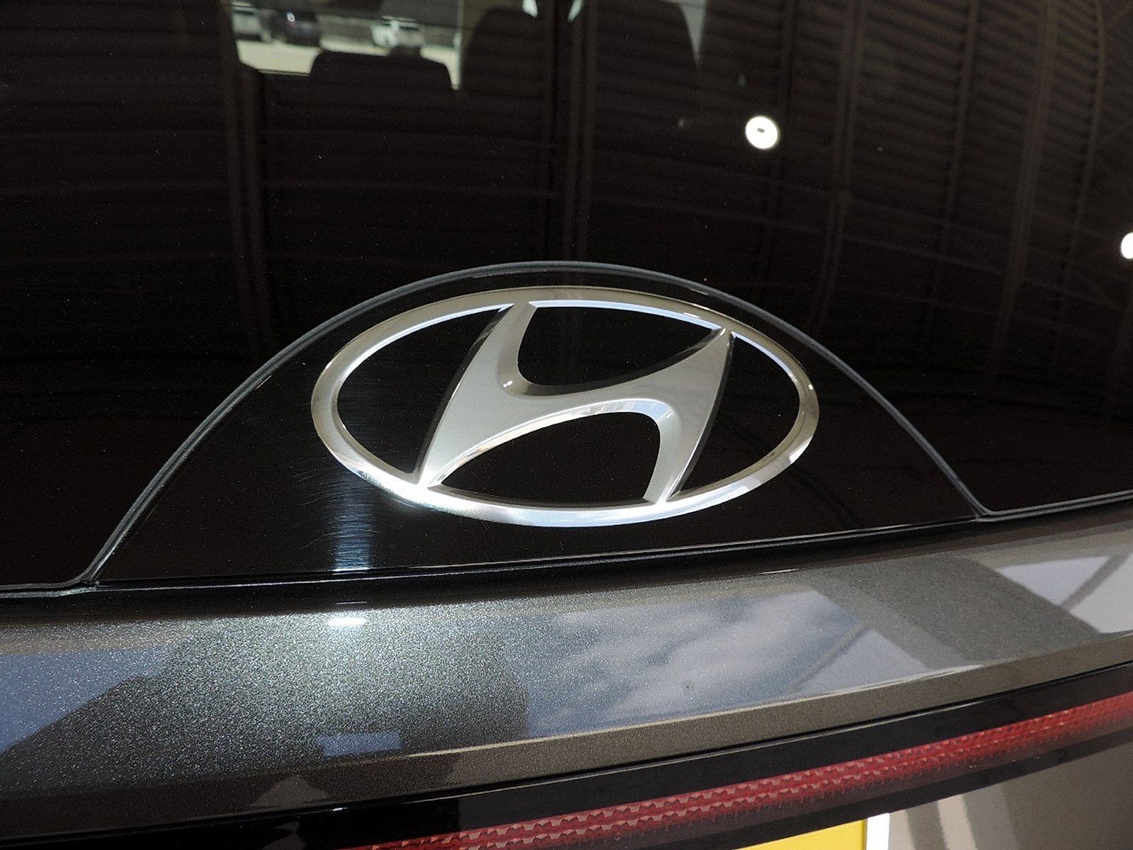 Used 2023 Hyundai Tucson SEL w/ Convenience Package AWD/4WD image 16