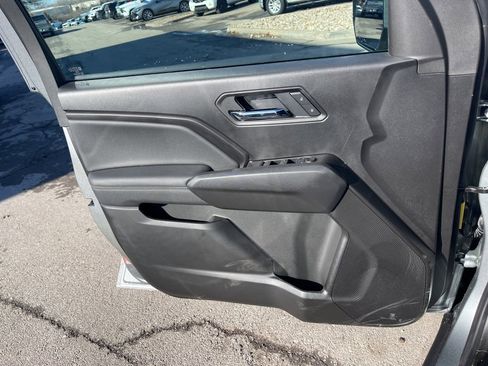 New 2025 Chevrolet Colorado LT w/ LT Convenience Package image 26