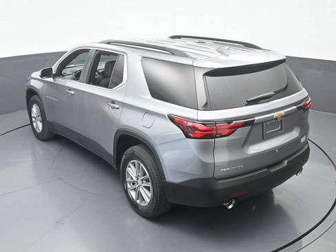 Used 2023 Chevrolet Traverse LT FWD image 52